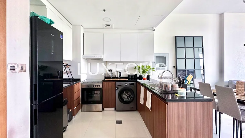 Community Facing | Rented | Huge Terrace63972218066434112