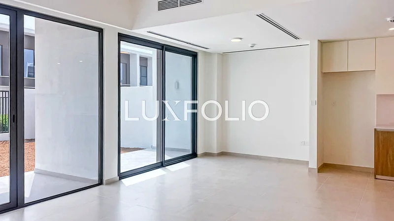 Ready | Mortgage Accepted | Close to Pool63947675040898113