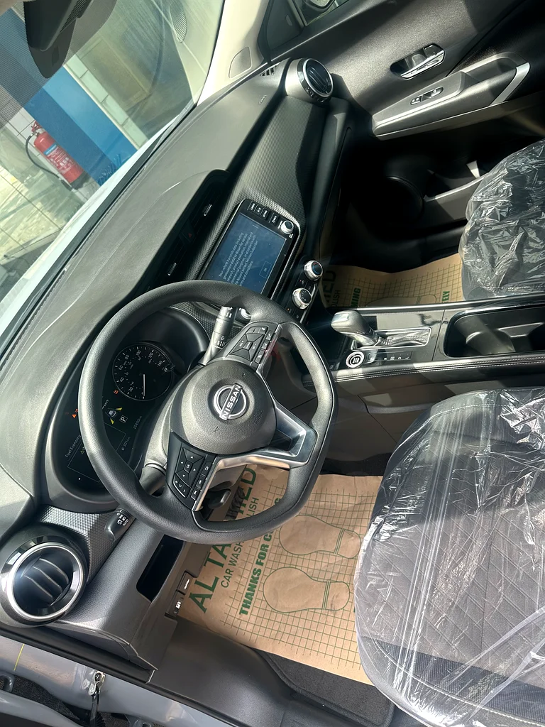 Nissan kicks SV 202463612796880002114