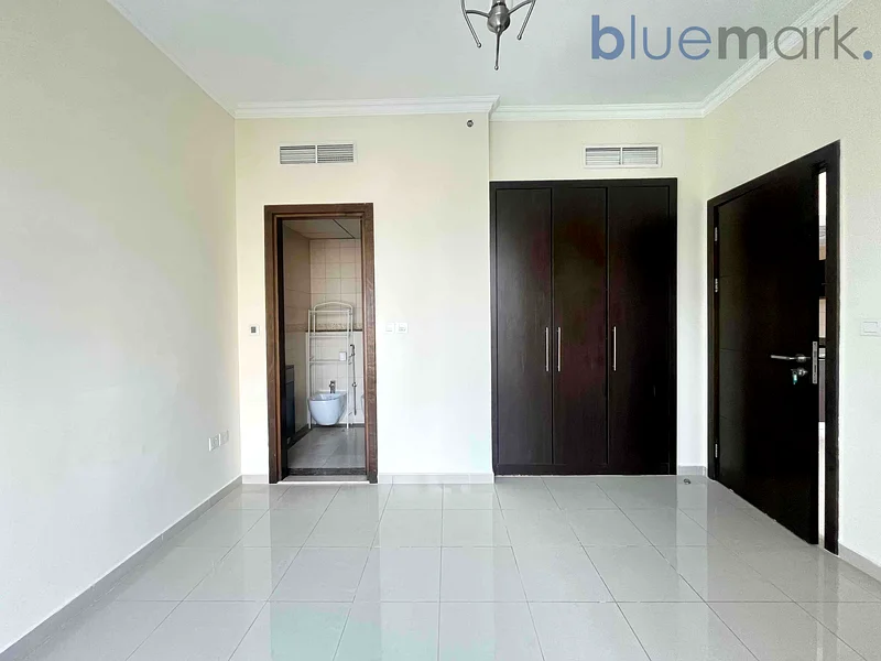 FULL MARINA VIEW  ||  HIGH FLOOR ||  NEXT TO TRAM || BRIGHT UNIT63777132303490113