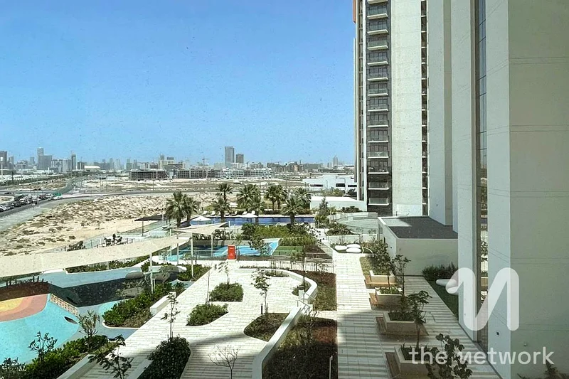 منظر الجولف | التصميم الداخلي الأكبر | شاغر63973050873731110
