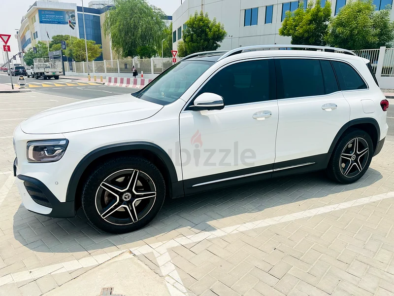 GLB 250 Mercedes // Like Brand New // 2 years Warranty  Service in Gargash63613737342977112