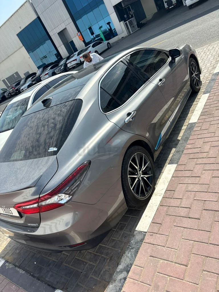 2023 Toyota Camry Hybrid - Full Service History63699050261762111
