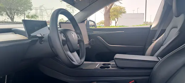صورة مصغرة 8 لـ 2024 Tesla MODEL Y