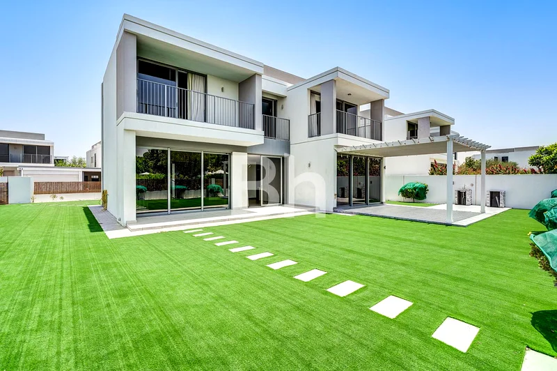 Great Location | Large plot | Vacant Now63754729640962110