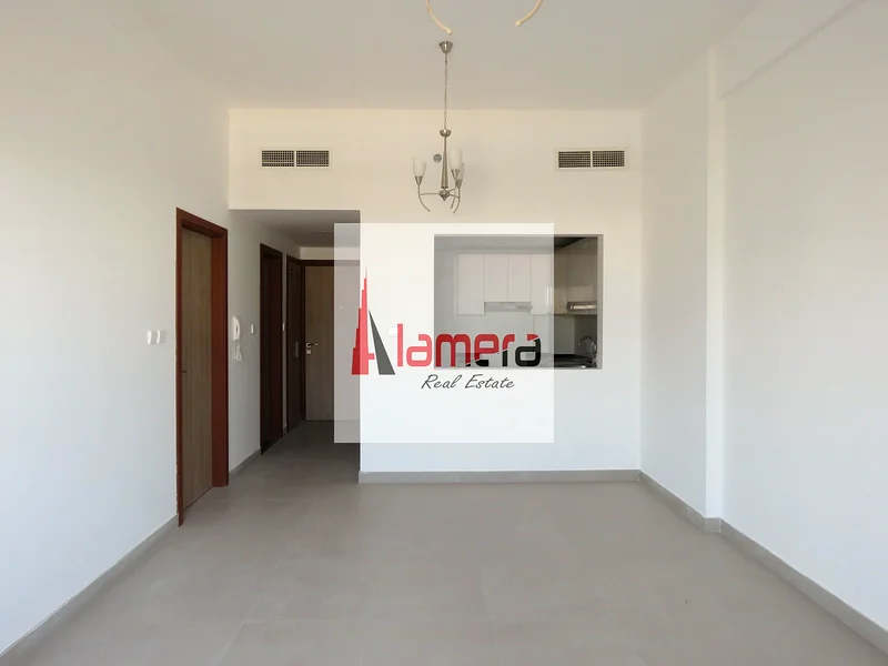 شقة بغرفة نوم واحدة جديدة ومرافق كاملة | شاغرة | مطبخ شبه مغلق63742846591105110