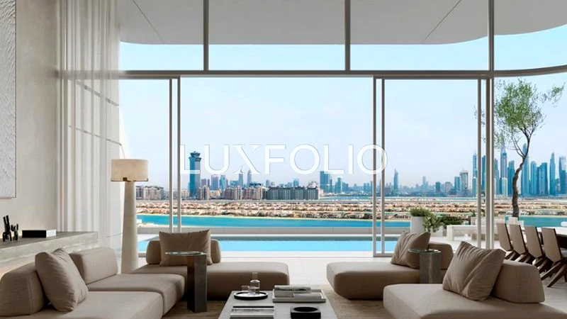 مساحة معيشة مزدوجة الارتفاع | فيلا من 4 غرف نوم بنظام مترابط | إطلالة على البحر64007437743489112