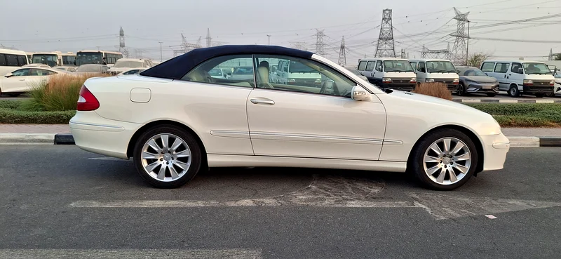 Mercedes Benz CLK 350 model 2008 good condition input Japan 4.B.garid63612088021122113