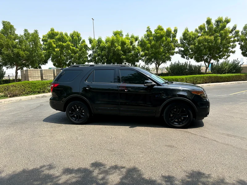 FORD EXPLORER (XLT) (2014) MODEL 
(GCC),Milage (259000) KM. (First Owner)63613463633795111