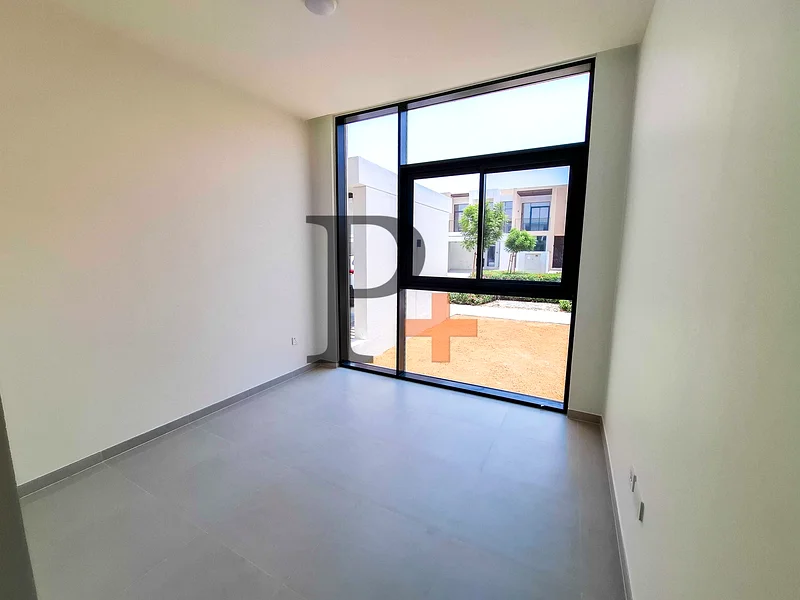 Single Row | Near Amenities | Multiple Cheques63806009006082112