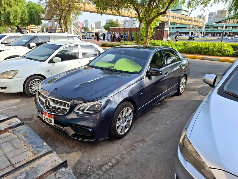 Mercedes E350 2012 facelift to 201663613134953602112