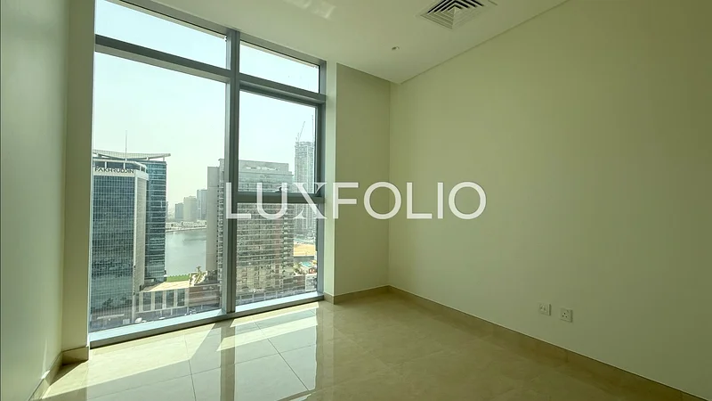 Unfurnished | Modern | Canal View63771015703043113