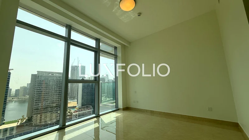 Unfurnished | Modern | Canal View63771015703043110