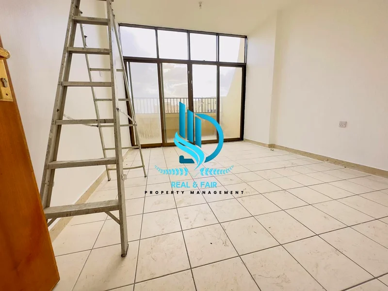 Ready To Move 2 Bedroom with 2 Bathroom with Balcony In Hamdan Street Abu Dhabi.63625130937731114
