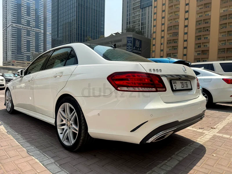 Mercedes E300 panoramic63699043913219113