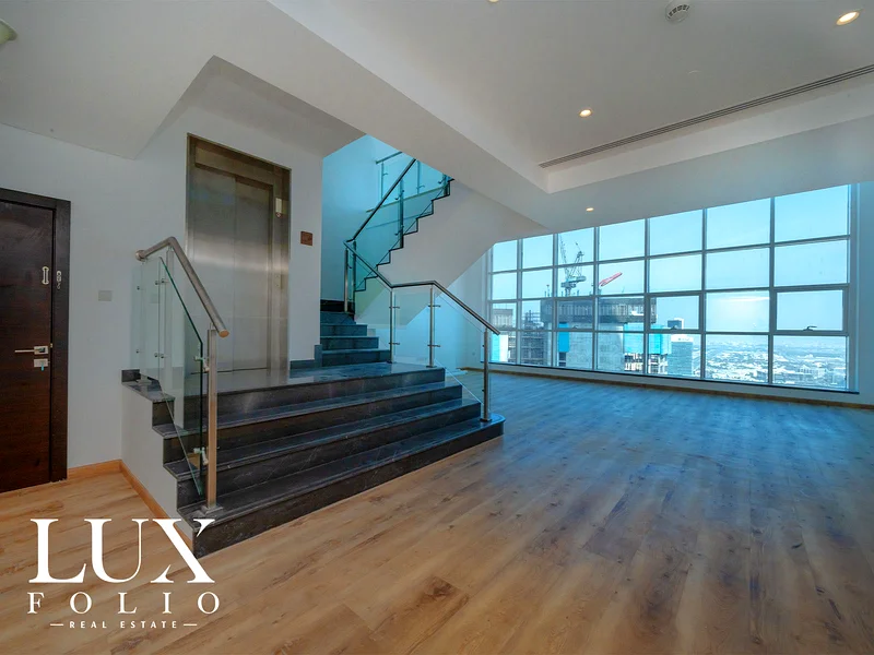 High Floor | Corner Unit | Skyline View64037544545283112