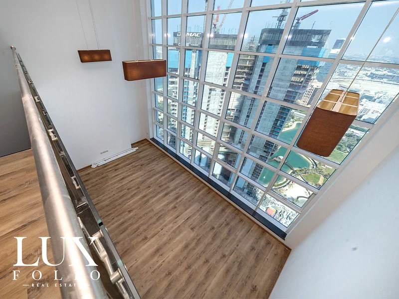 High Floor | Corner Unit | Skyline View64037544545283111