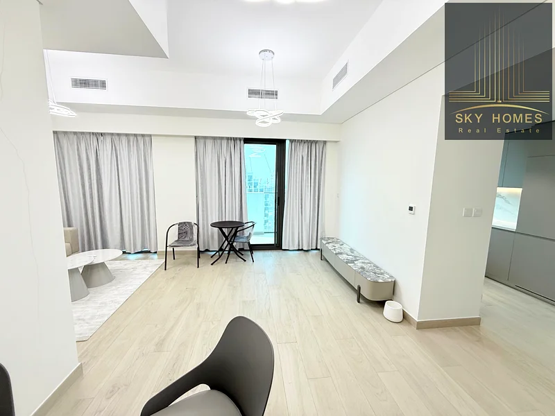 شقة جديدة بغرفة نوم واحدة متاحة بحجم كبير وإطلالة مفتوحة بالكامل ومفروشة بالكامل63740490273283111
