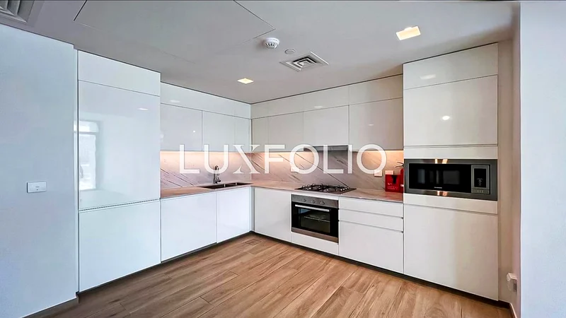 Lagoon view | Appliances Included | High floor63760716260098112