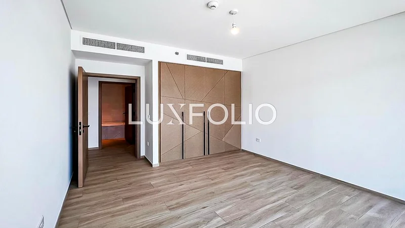 Lagoon view | Appliances Included | High floor63760716260098113