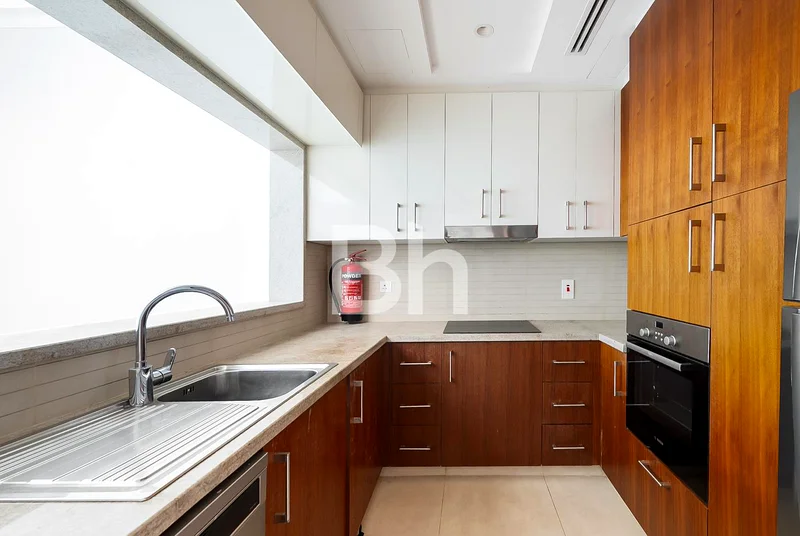 Vacant | Spacious | High Floor | Skyline View63916107000451113