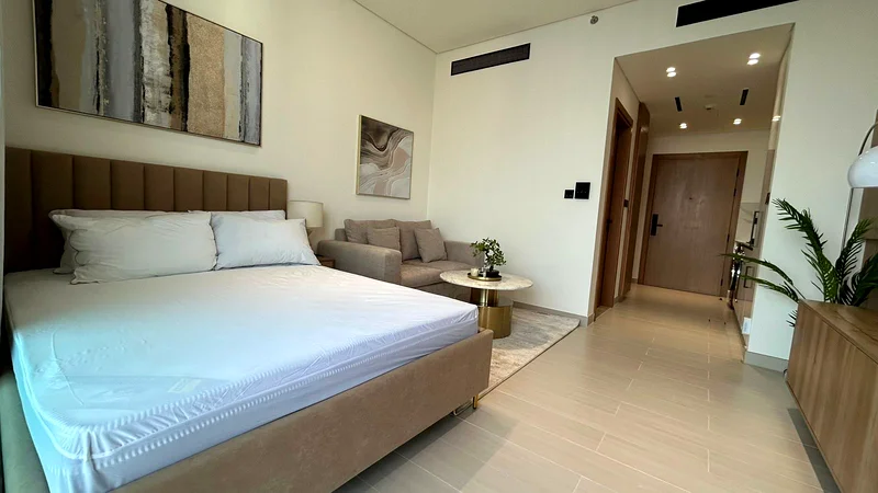 Vacant | Smart Home Feature | Modern Design63784938581762113