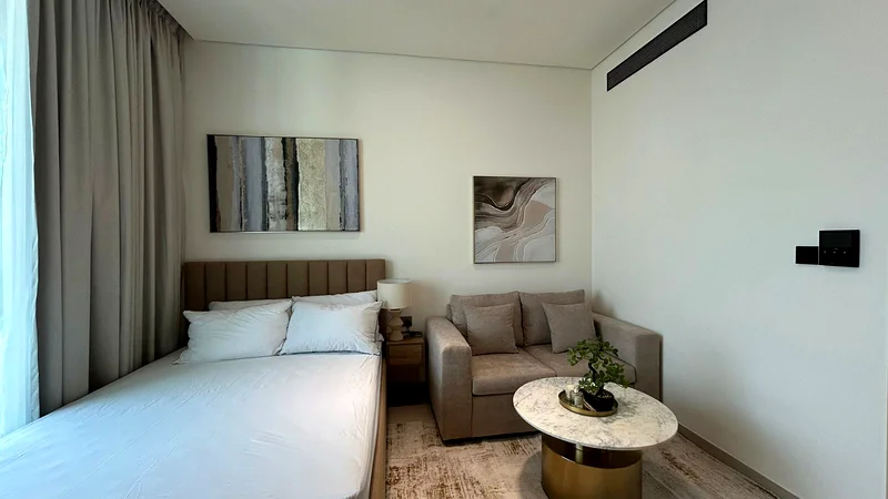 Vacant | Smart Home Feature | Modern Design63784938581762111
