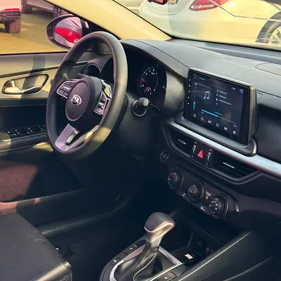 2020 KIA K3 — миниатюра 18