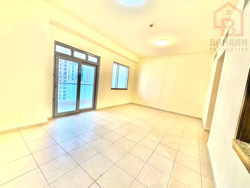 Near to Metro | Spacious | Middle Floor | Unfurnished63793189091587111