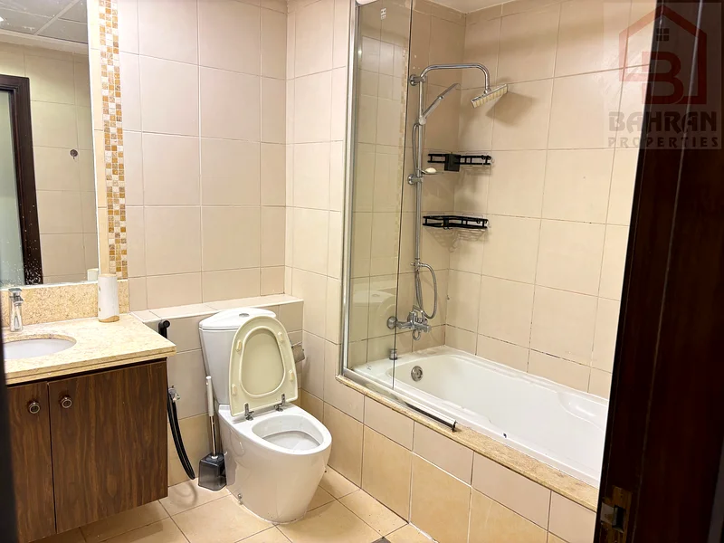 Near to Metro | Spacious | Middle Floor | Unfurnished63793189091587113