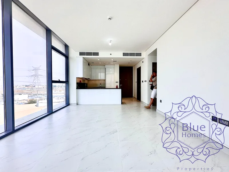 وحدة ركنية بغرفة نوم واحدة واسعة | تطل على البحيرة | شاغرة63750450150402114