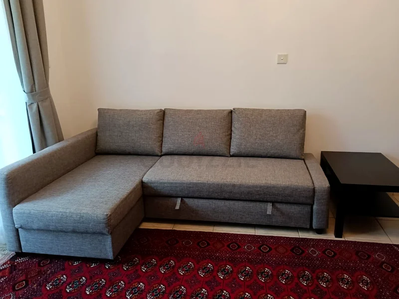 Furnished Studio  a few steps from DIP Metro for a monthly rental.63828111146241112
