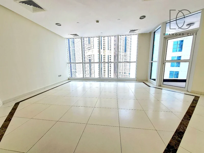 شقة واسعة مكونة من 3 غرف نوم في دبي مارينا63775818318466110