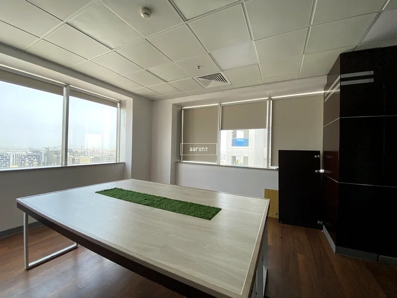 Fitted | Sheikh Zayed Road View | Near to Metro63617435731330113
