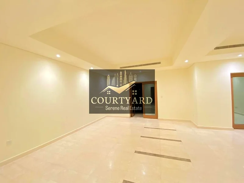 Single Row | Upgraded | Vacant | Prime Area63762121619458114