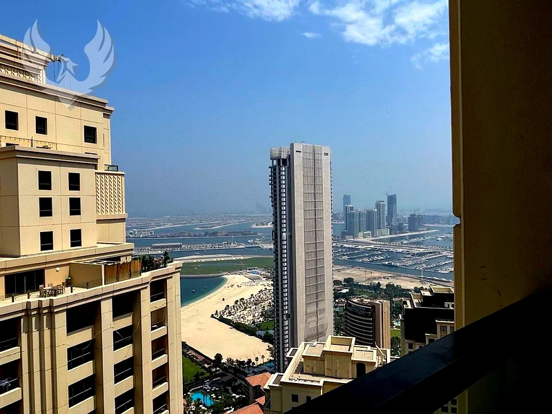 شاغرة خلال 3 أشهر | الطابق العلوي | إطلالة أيقونية على البحر63937052330113110