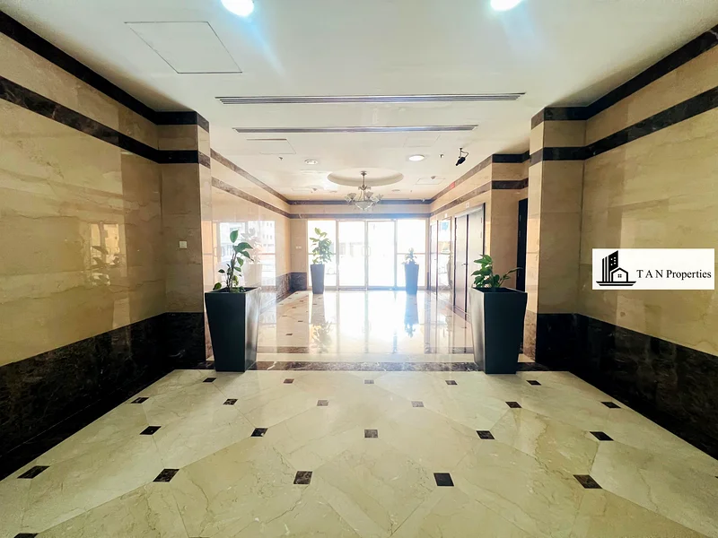 وحدة بأسعار معقولة | مبنى عائلي | بالقرب من مستشفى إن إم سي63757953021058111