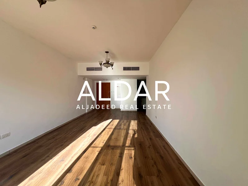 Vacant | Prime Location | High Rise63778886332419111