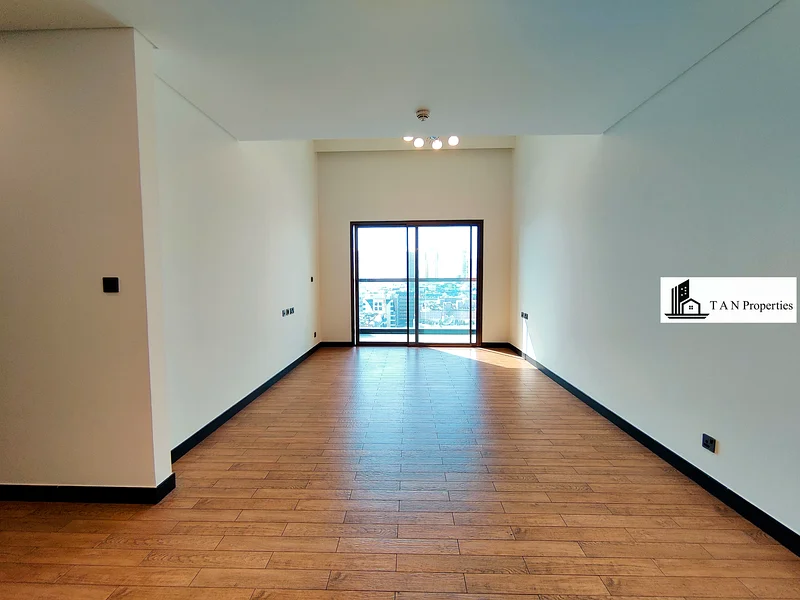 Elegant 2 BHk |•| 3 Balconies  |•| Close to Metro |•| Luxary Apartment63767848838401112