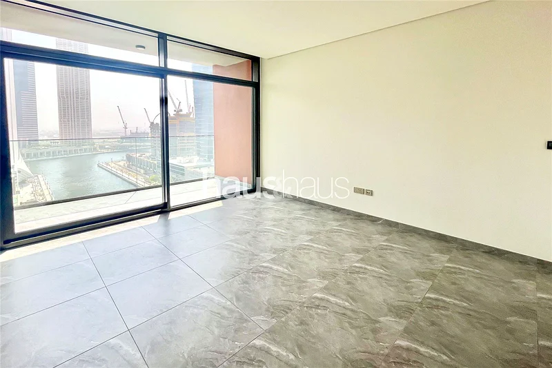 Amazing Canal View | Bright Throughout | Brand New63792133698435114