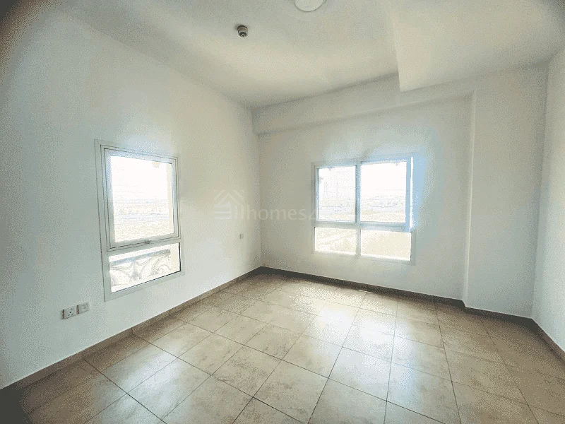 مطبخ مغلق | إطلالة مفتوحة | تخطيط واسع63728357744387113