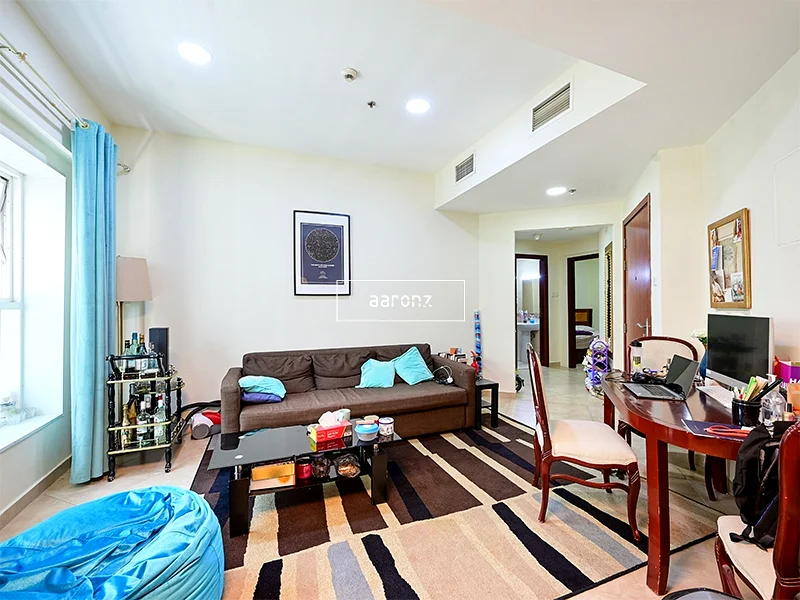 High Floor | Vacant | Lake View | Enquire Now63988682872066112