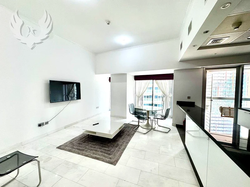Prime Location  |  Vacant  |  Mid Floor64038568947843111