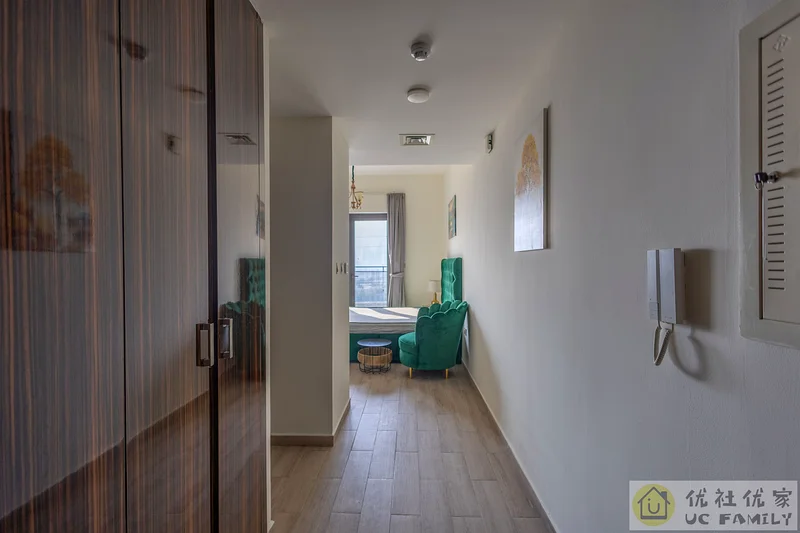 Fully Furnished Studio I Ready 2 Move in I Good Community63654980689410113
