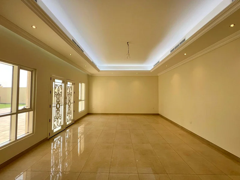Spacious brand new 5 BR Villa for Rent in Wadi al63725079724163111