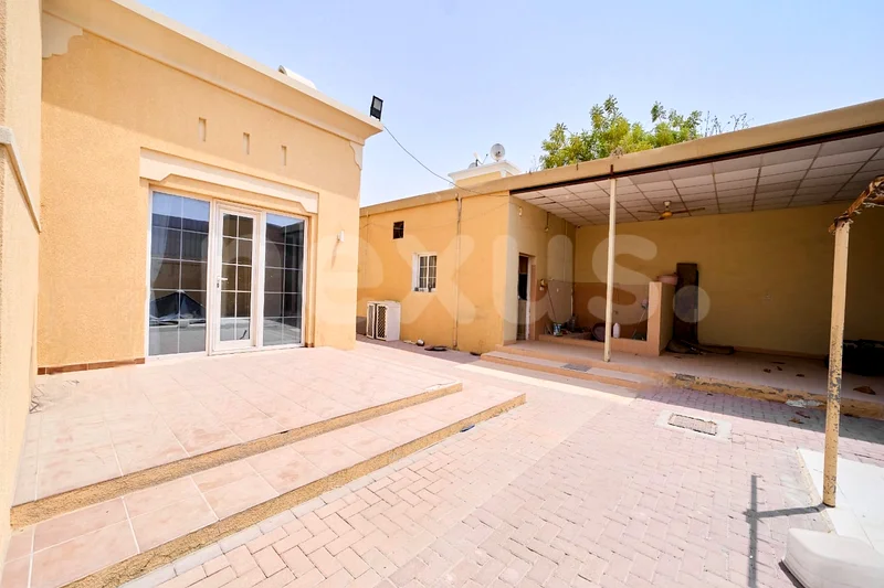 GCC ONLY | Prime Location | Unfurnished | Vacant63915153969027113