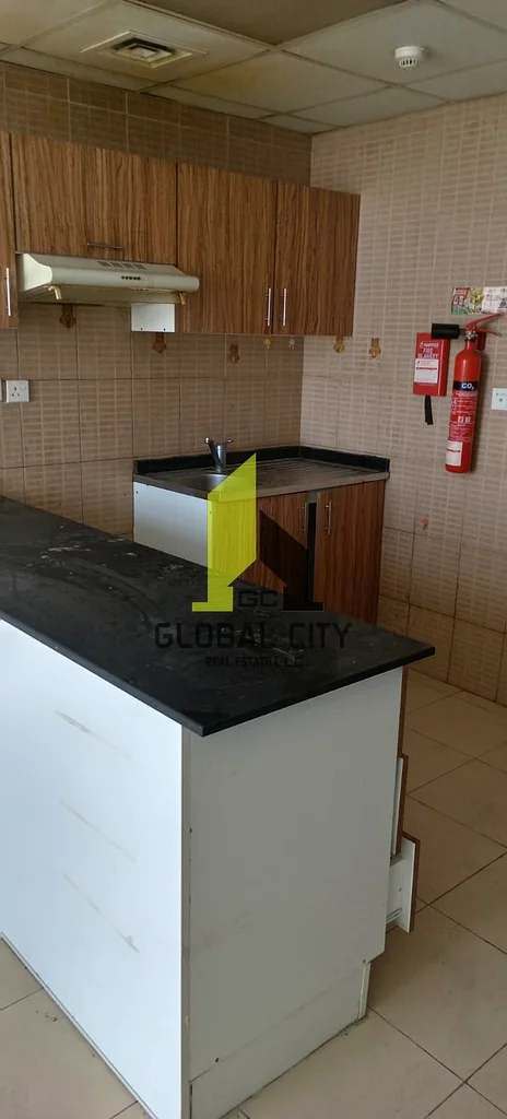 غرفة نوم واحدة للإيجار في برج المدينة63723852583939111