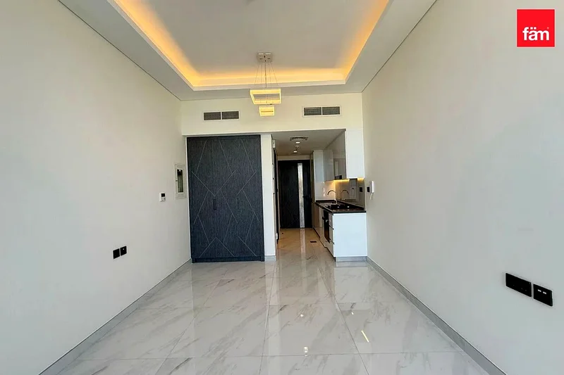 استوديو جديد بالكامل | موقع أرجان المتميز63766559899266112