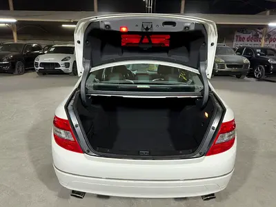 2010 Mercedes-BENZ C-CLASS — миниатюра 11