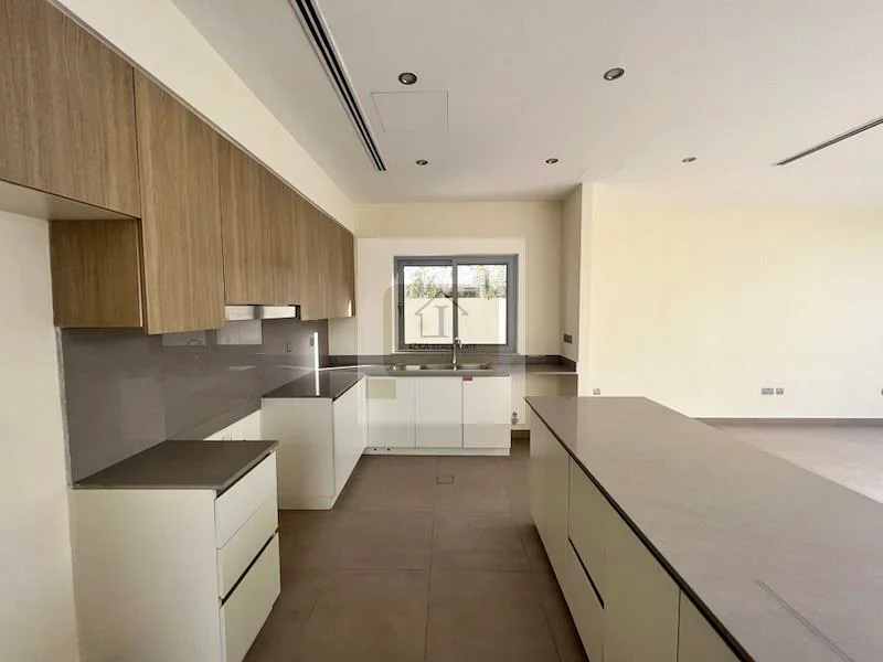 4 Bed plus maid |  Single Row | close to amenities63754729650435113